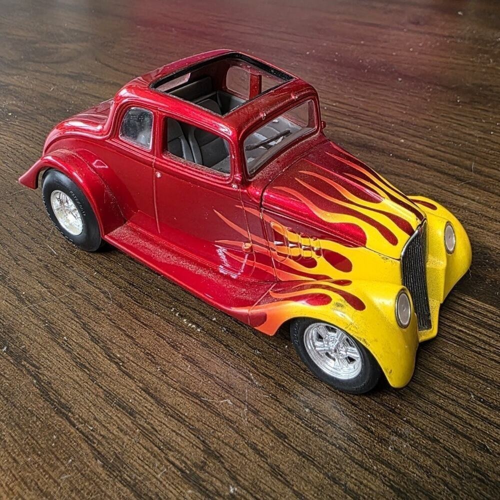 1933 Willys Coupe‎ 1/24 Scale First Gear Carquest Street Rod